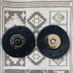 Alfa Tasarım Atölyesi Gümüş Mıknatıslı Yuvarlak Hakiki Deri Çanta Çıtçıtı