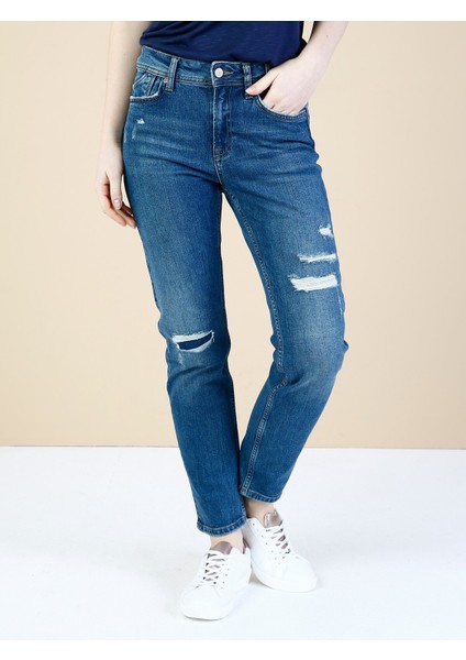 Slim Fit Orta Bel Daralan Paça Kadın İndigo Jean Pantolon