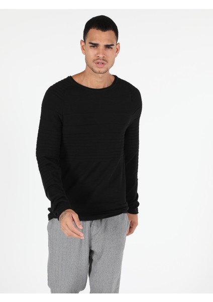 Slim Fit Yuvarlak Yaka Erkek Siyah Kazak