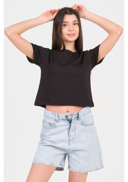 Siyah Bisiklet Yaka Kısa Kol Örme Kadın Crop
