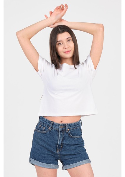 Beyaz Bisiklet Yaka Kısa Kol Örme Kadın Crop
