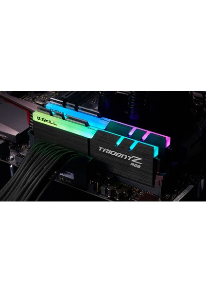 G.Skil Trıdent Z RGB 64GB(2X32GB) 4400MHz DDR4 CL19 Ram (F4-4400C19D-64GTZR)