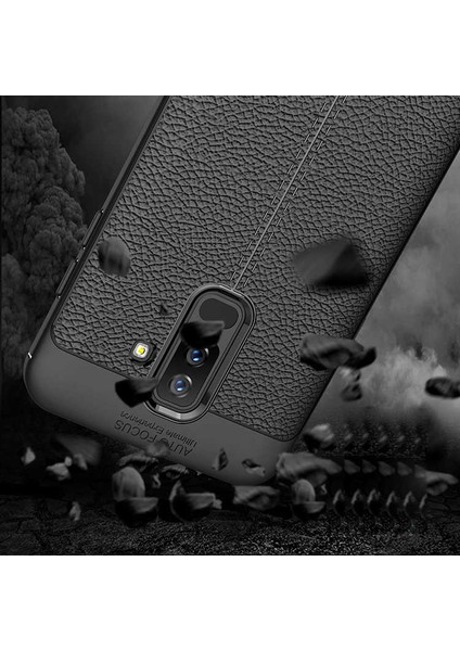 Samsung Galaxy J8 Kılıf Deri Görünümlü Renk Atmayan Dayanaklı Silikon Kapak (Niss)