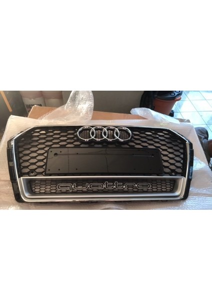 Audi a4 rs4 ön panjur ızgara 2016+ B9 oem modelleri