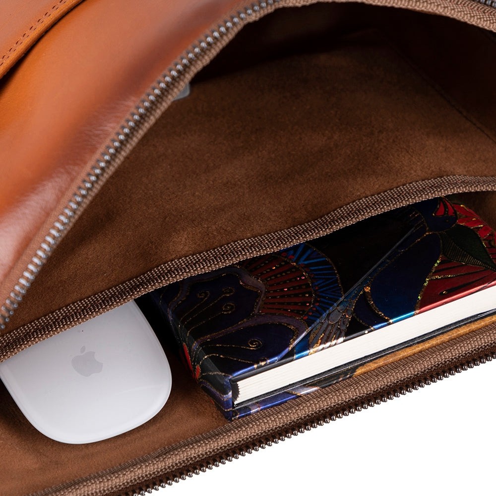 BloominBag Sılva Sandy Tan Hakiki Deri 16" Laptop & Tablet Askılı Kılıfı görsel 8