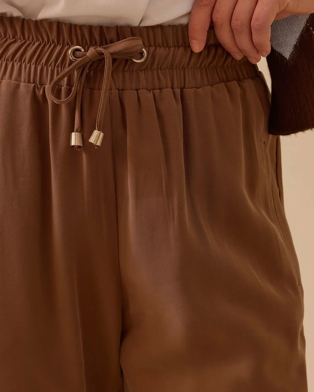 Belirtilmemiş 1023 Beli Lastikli Bağlamalı Cep Detaylı Kalem Paça Pantolon görsel 3