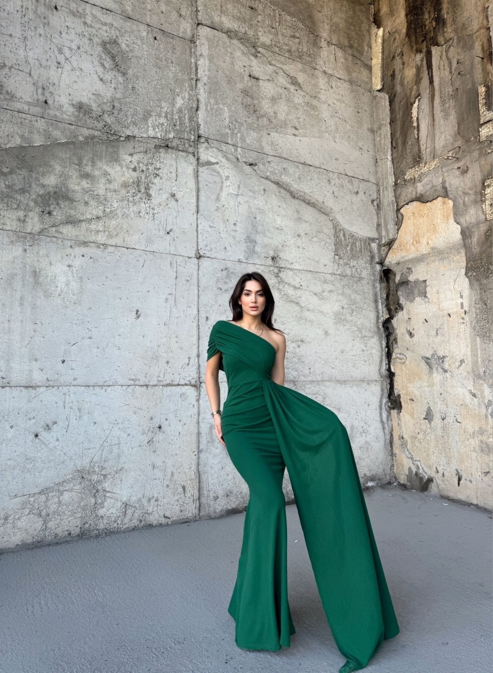 Sindi Moda Ewo Kuyruklu Tek Omuz Abiye