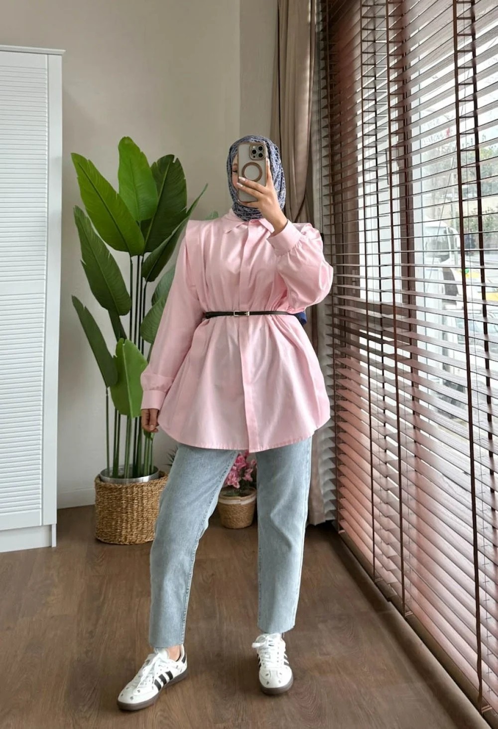 Miraydin Butik Omuz Volanlı Düğmeli Kemerli Tesettür Gömlek - Pembe görsel 2