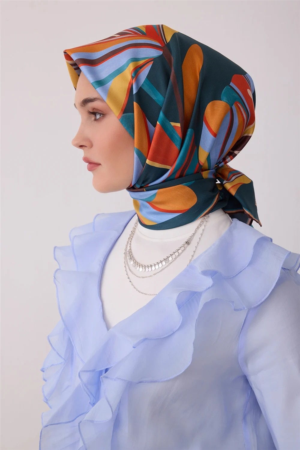 Belli Petrol Çiçek Deseni %100 Twill Ipek Eşarp 4410-80 görsel 2