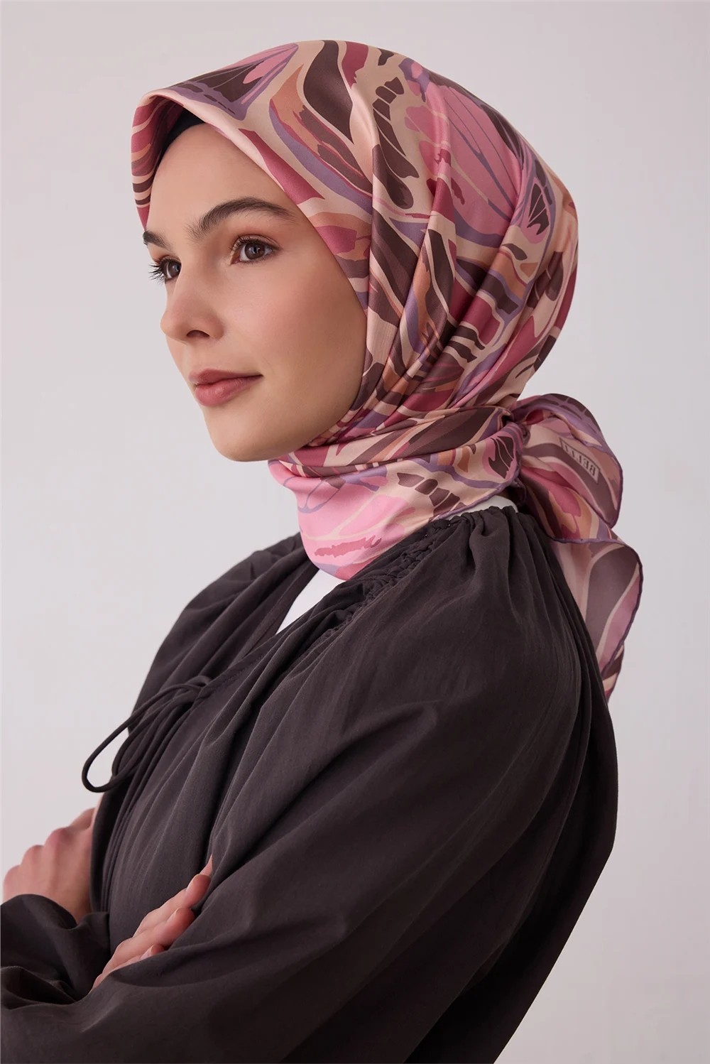 Belli Pembe Soyut Desen %100 Twill Ipek Eşarp 4417-04 görsel 2