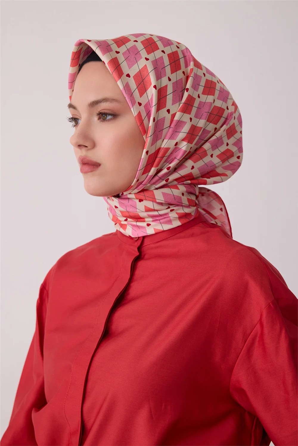 Belli Pembe Geometrik Desen %100 Twill Ipek Eşarp 4408-80