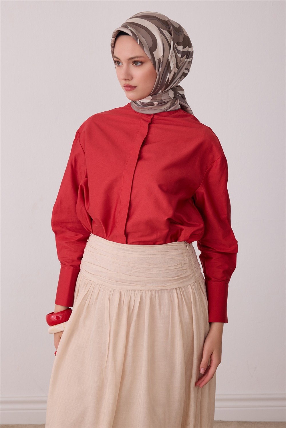Belli Bej Soyut Desen %100 Twill Ipek Eşarp 4414-86