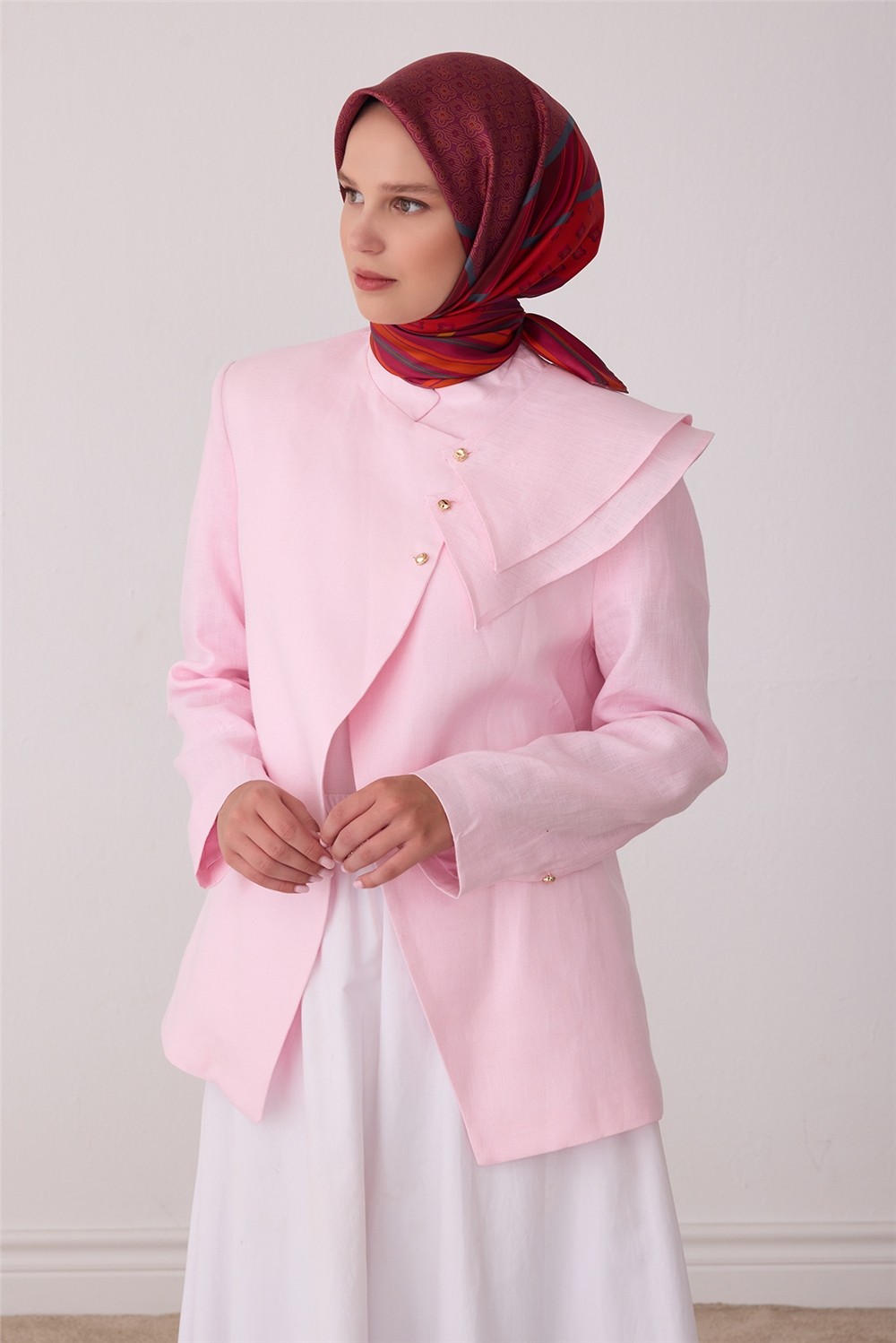 Belli Kırmızı Turuncu Geometrik Desen %100 Twill Ipek Eşarp 4423-81