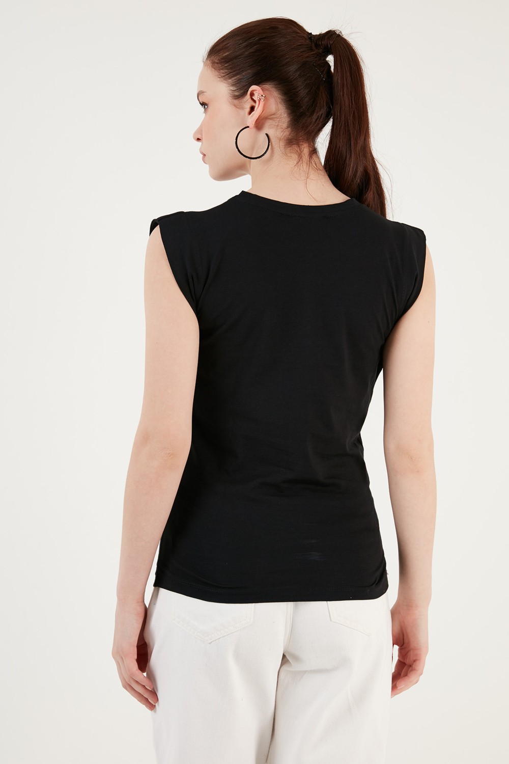 Lela % 100 Pamuklu Bisiklet Yaka Kolsuz T Shirt Bayan T Shirt 5864019 görsel 5