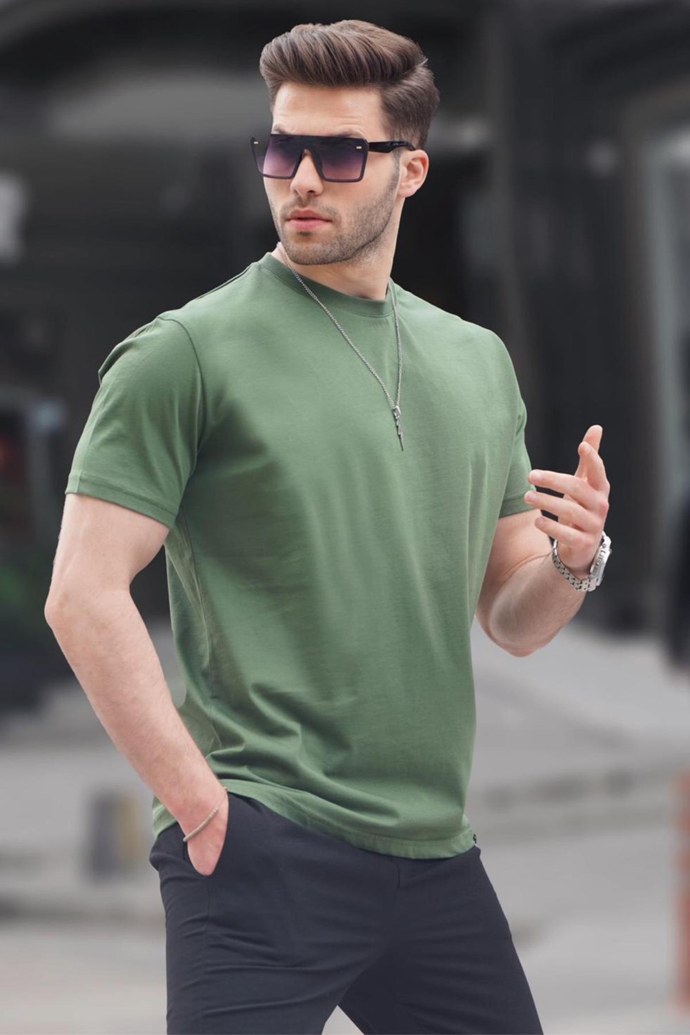 Madmext Siyah Regular Fit Basic Erkek Tişört 6131