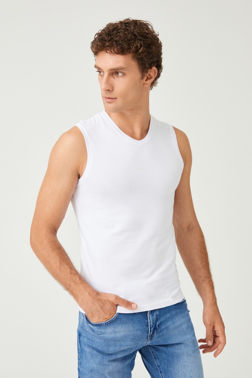 FSM 1453 Fsm1453 Erkek Pamuklu Süprem Penye Slim Fit V- Yaka Kolsuz Likralı Üst 2'li - 1015