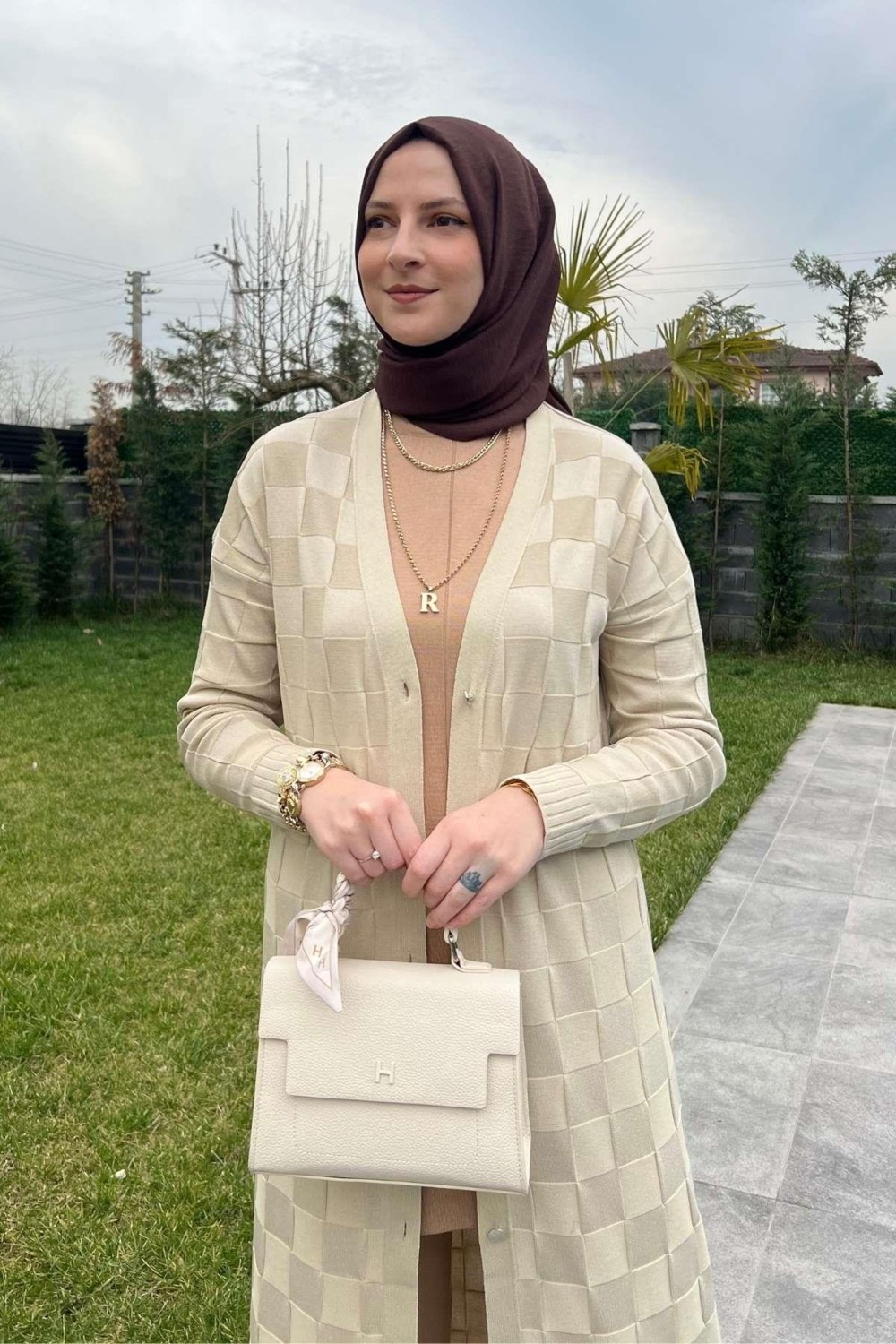 Rabia Şamlı Dama Desenli Bej Triko Hırka görsel 2