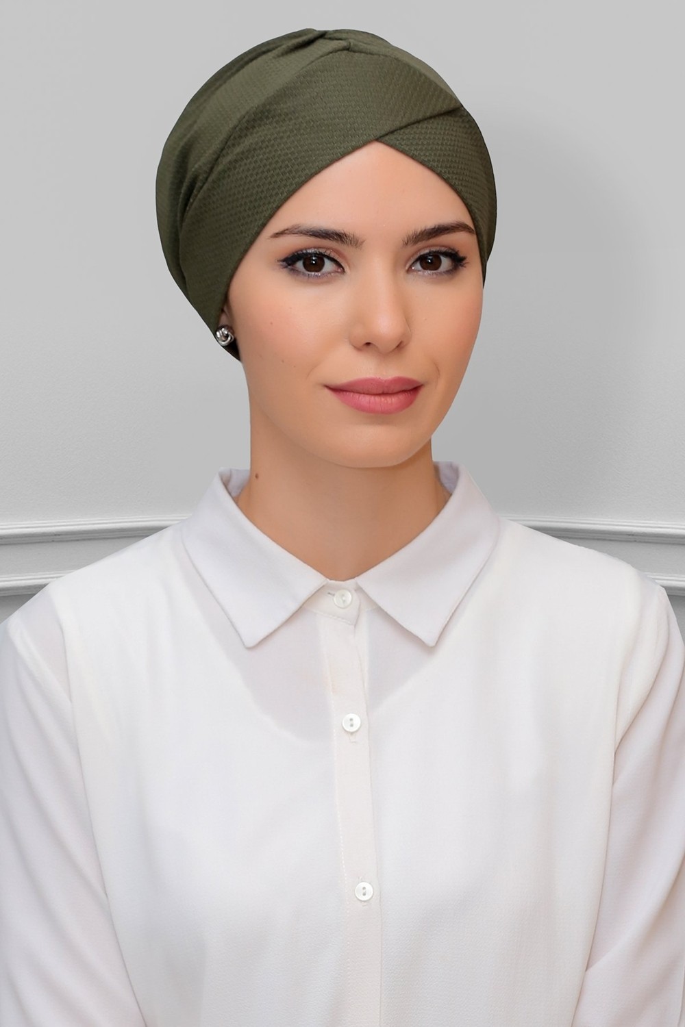 Hürrem Bone Lacivert Pratik Hazır Geçmeli Tesettür Bone Petekli Fiyonklu Çift Taraflı Tek Çapraz 1865_02 görsel 2