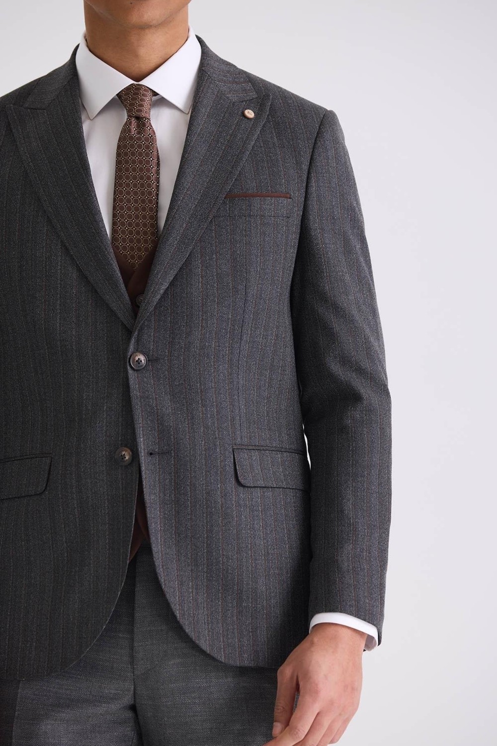 Jakamen Antrasit Slim Fit Sivri Yaka Çizgili Kombinli Yelekli Takım Elbise görsel 3
