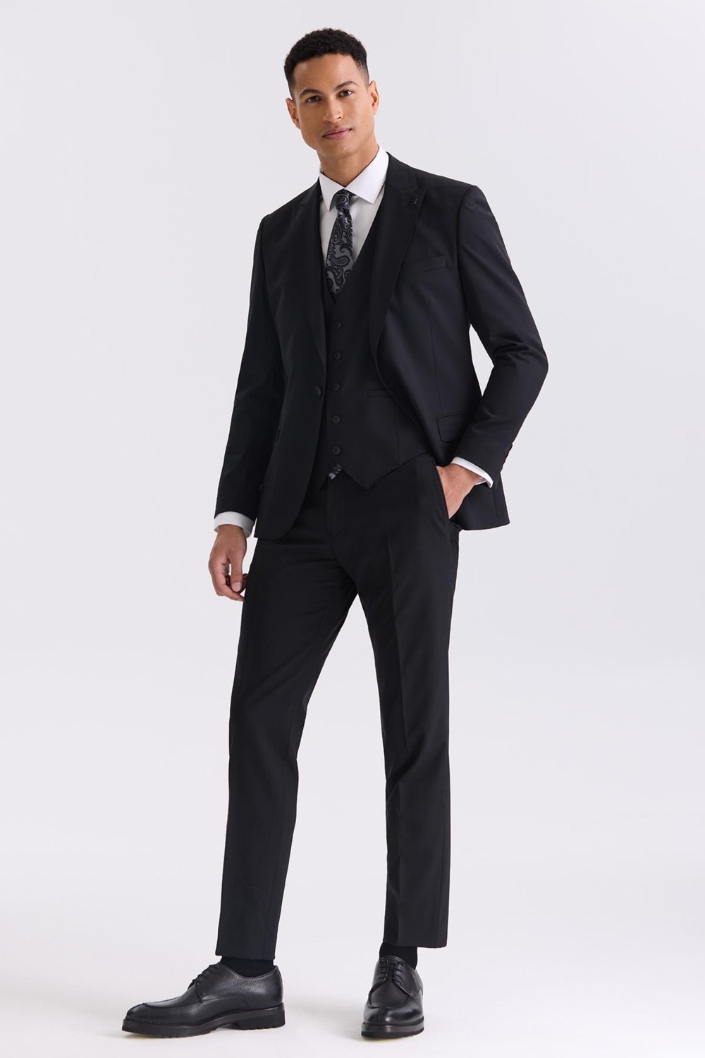 Jakamen Siyah Slim Fit Sivri Yaka Yelekli Yünlü Takım Elbise
