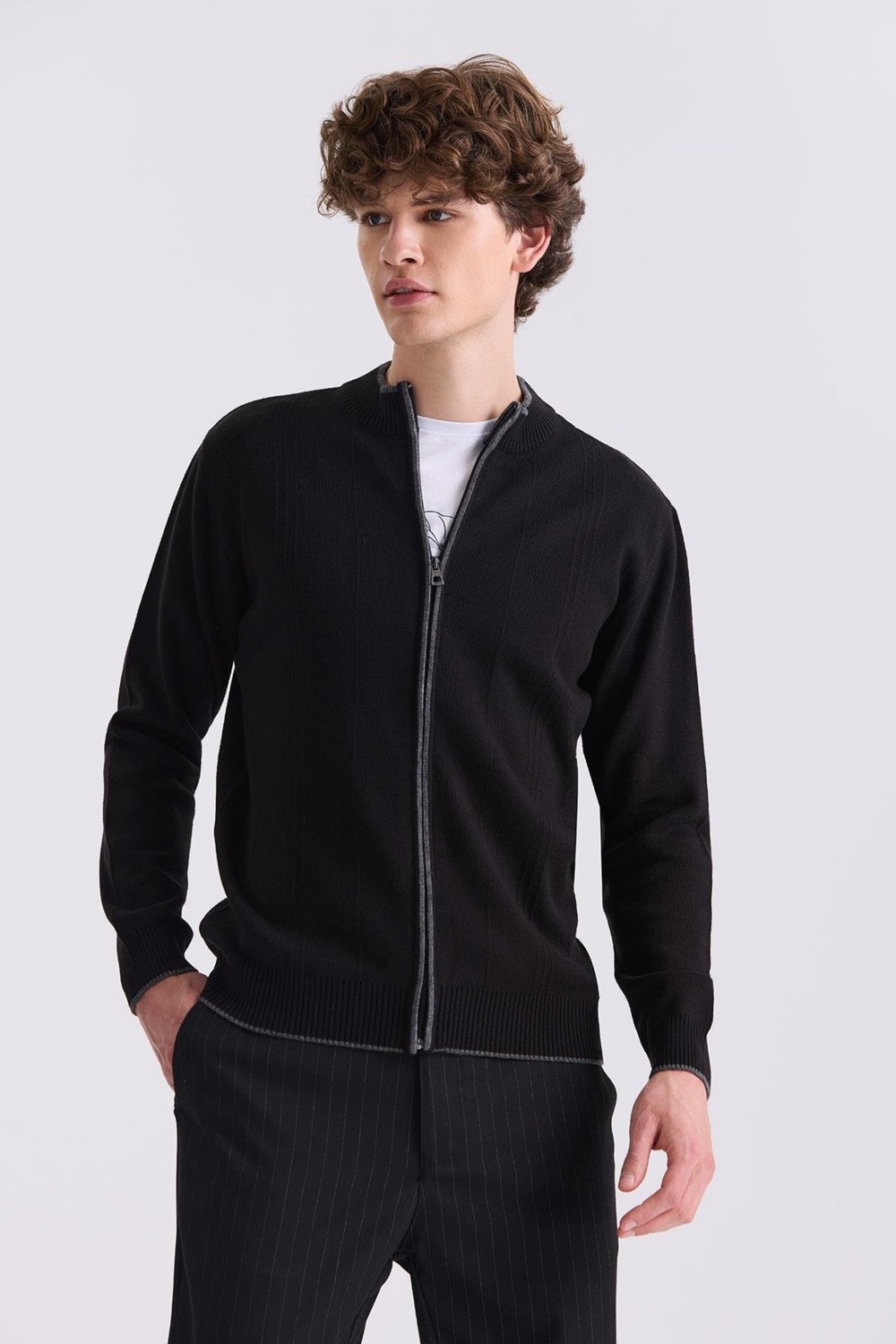 Jakamen Siyah Classic Fit Düz Fermuarlı Dik Yaka Triko Hırka görsel 5