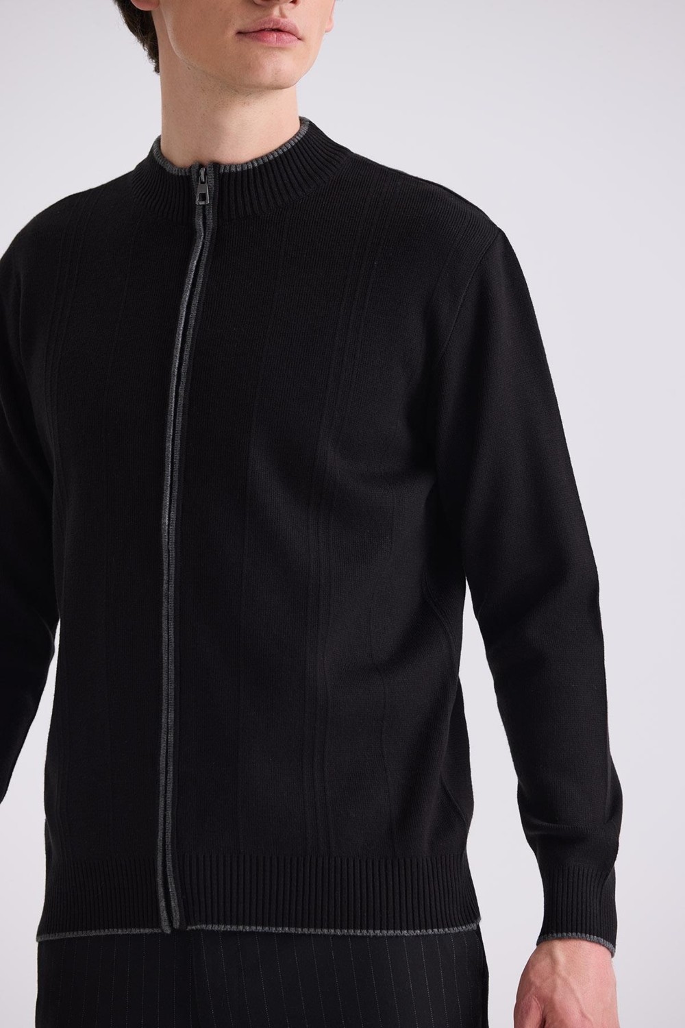 Jakamen Siyah Classic Fit Düz Fermuarlı Dik Yaka Triko Hırka görsel 7