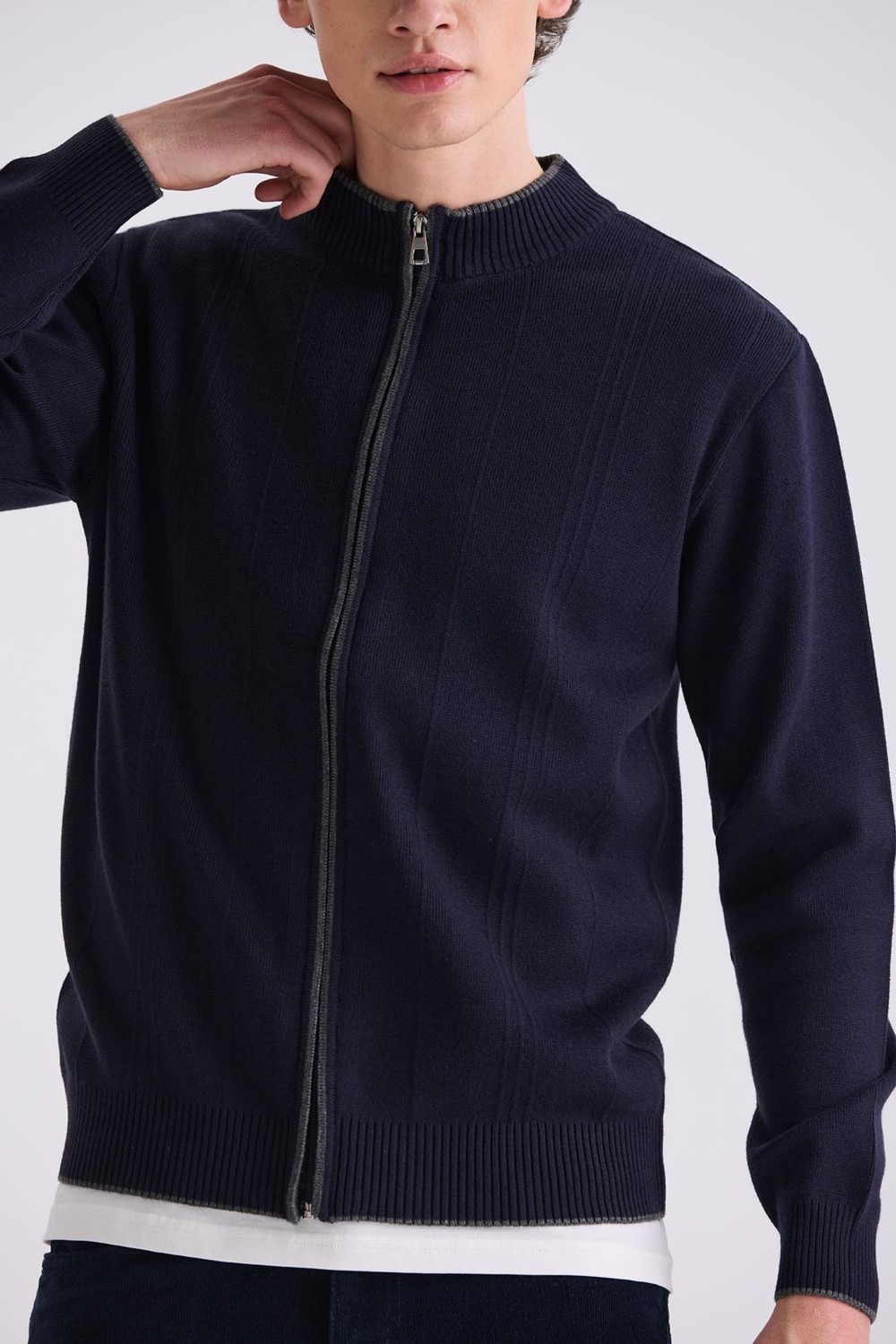 Jakamen Siyah Classic Fit Düz Fermuarlı Dik Yaka Triko Hırka görsel 3