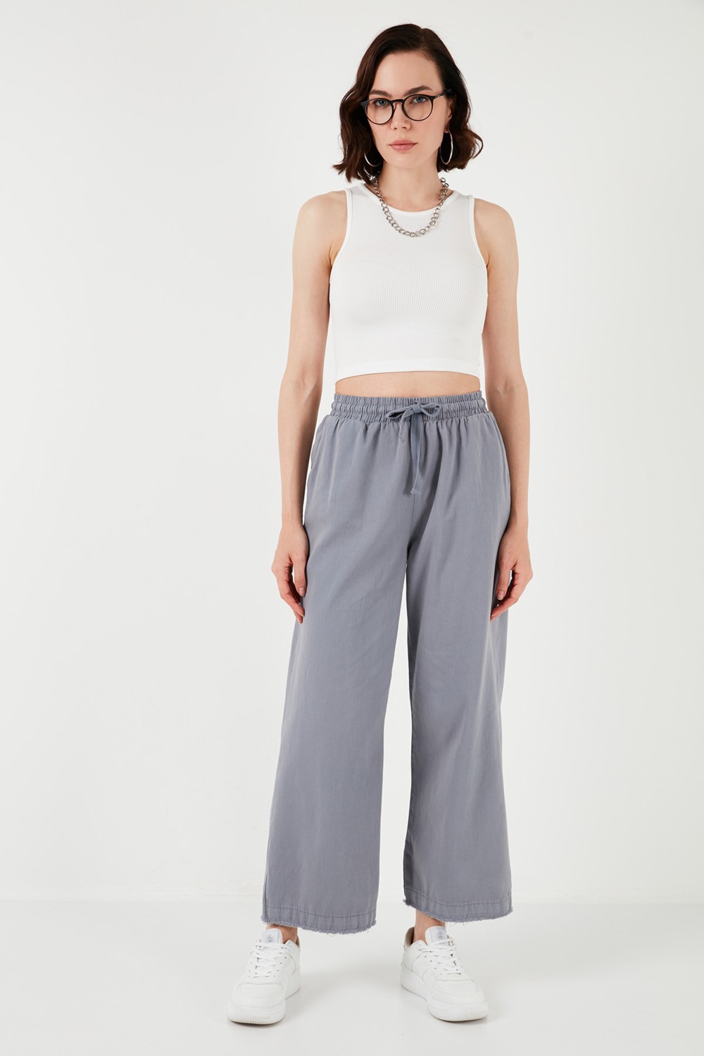Lela Pamuklu Belden Bağlamalı Yüksek Bel Geniş Paça Cepli Regular Fit Pantolon Bayan Pantolon 668YP4760