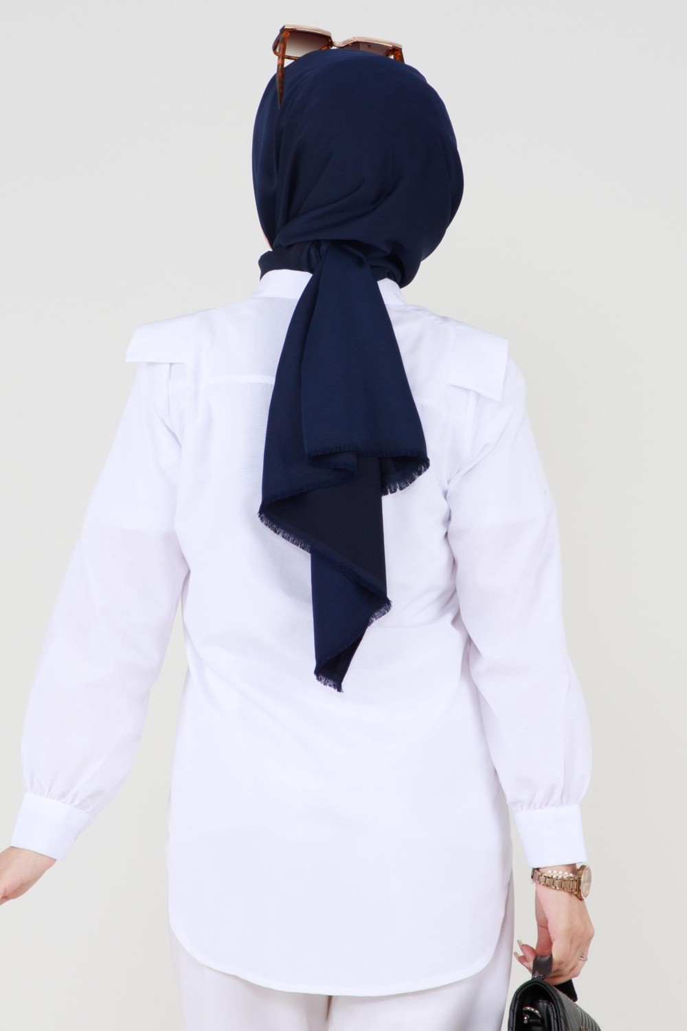 Sevitli Yakası Kat Detaylı poplin Tunik-Siyah görsel 5