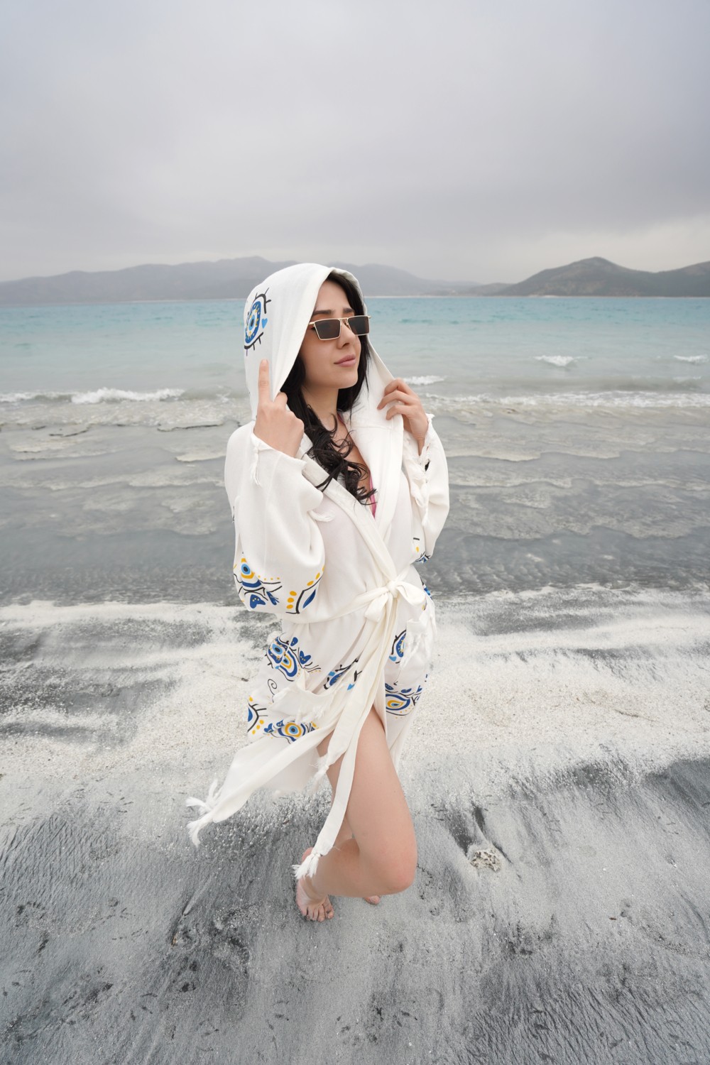 Muutos Kapüşonlu Peştamal Bornoz / Kimono görsel 2