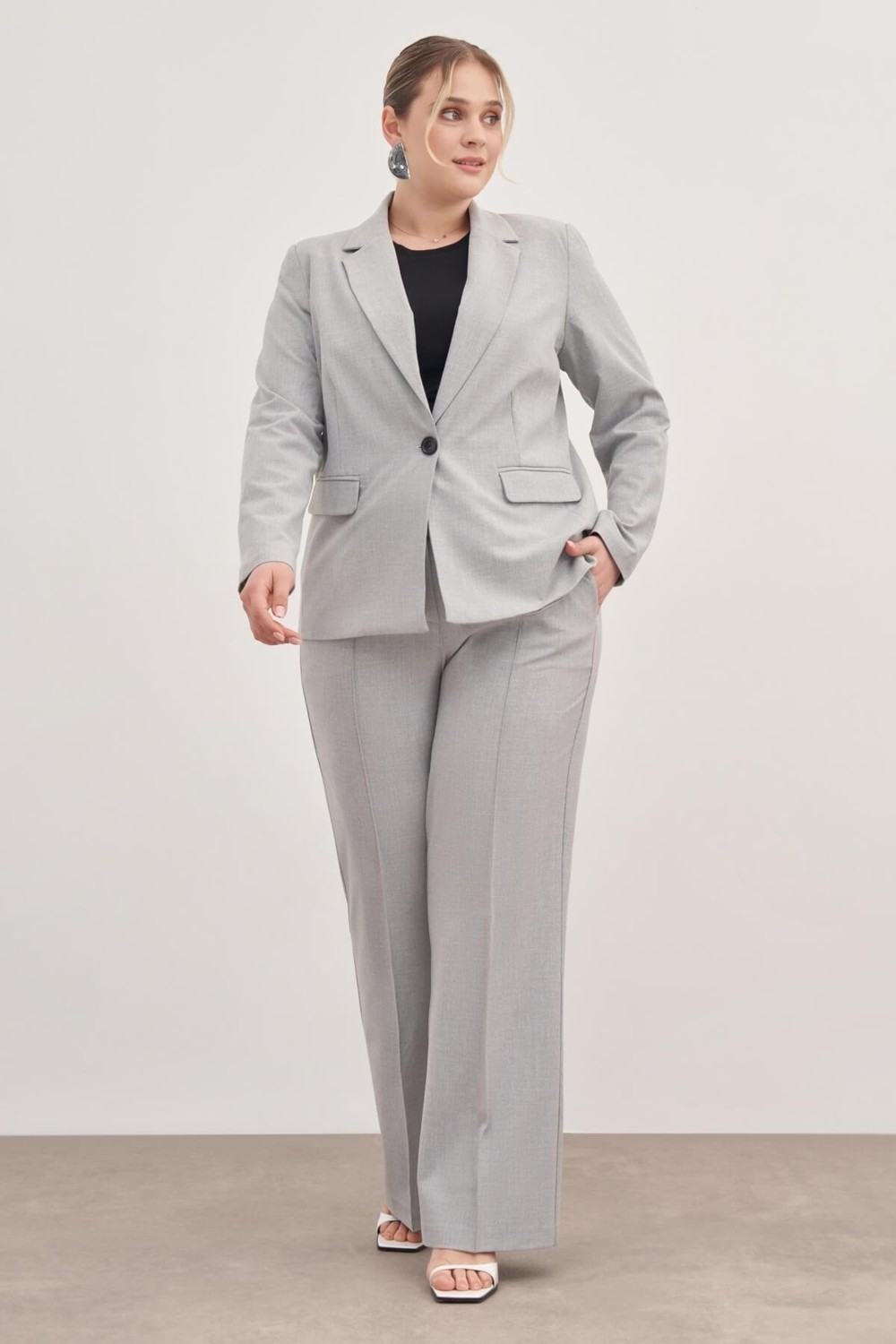 Myline Astarlı Tek Düğmeli Blazer görsel 3