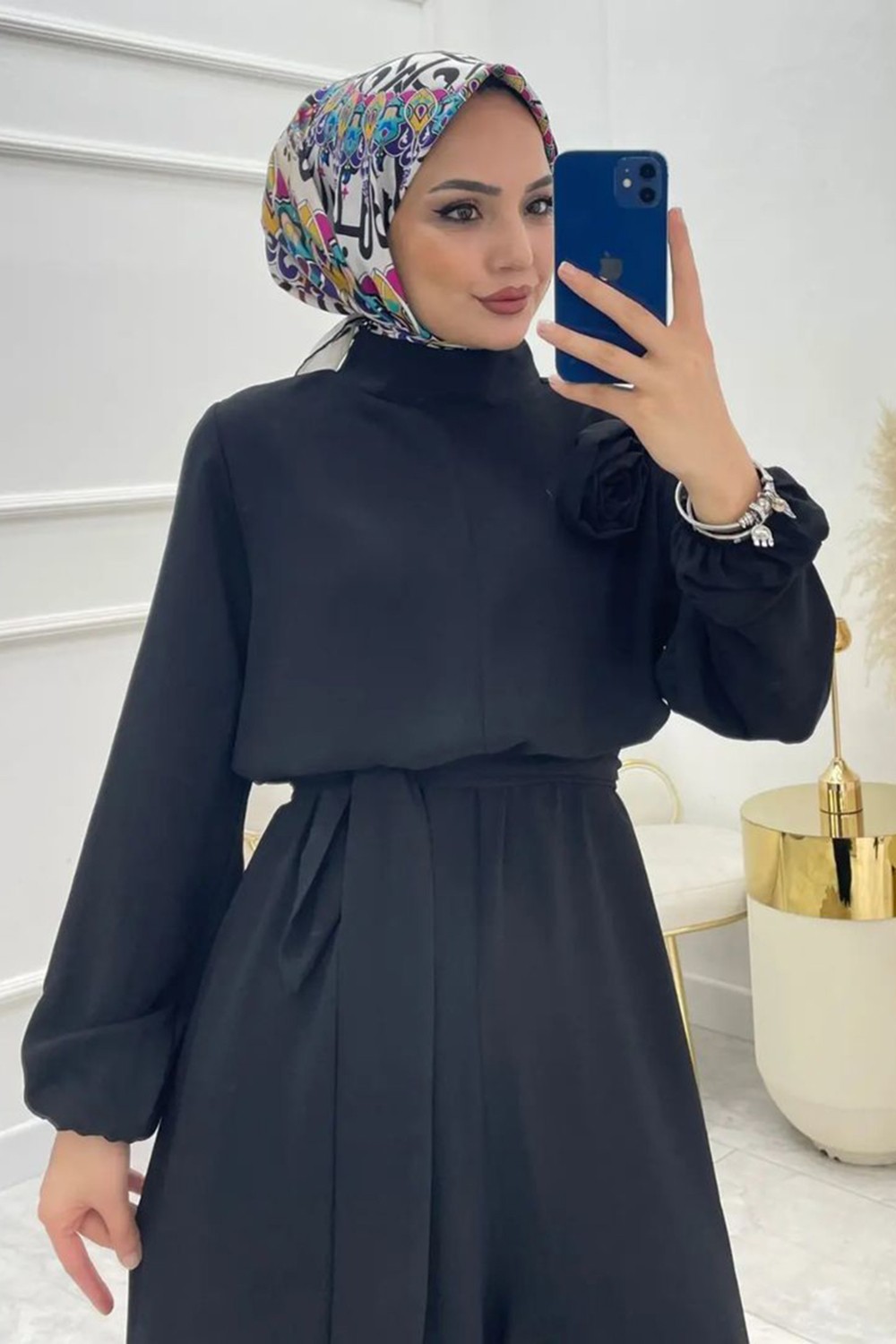 Neşeli Butik Kadın Krep Kuşaklı Gül Detaylı Salaş Tulum Siyah Geniş Paça Özellikli NMS003 görsel 3