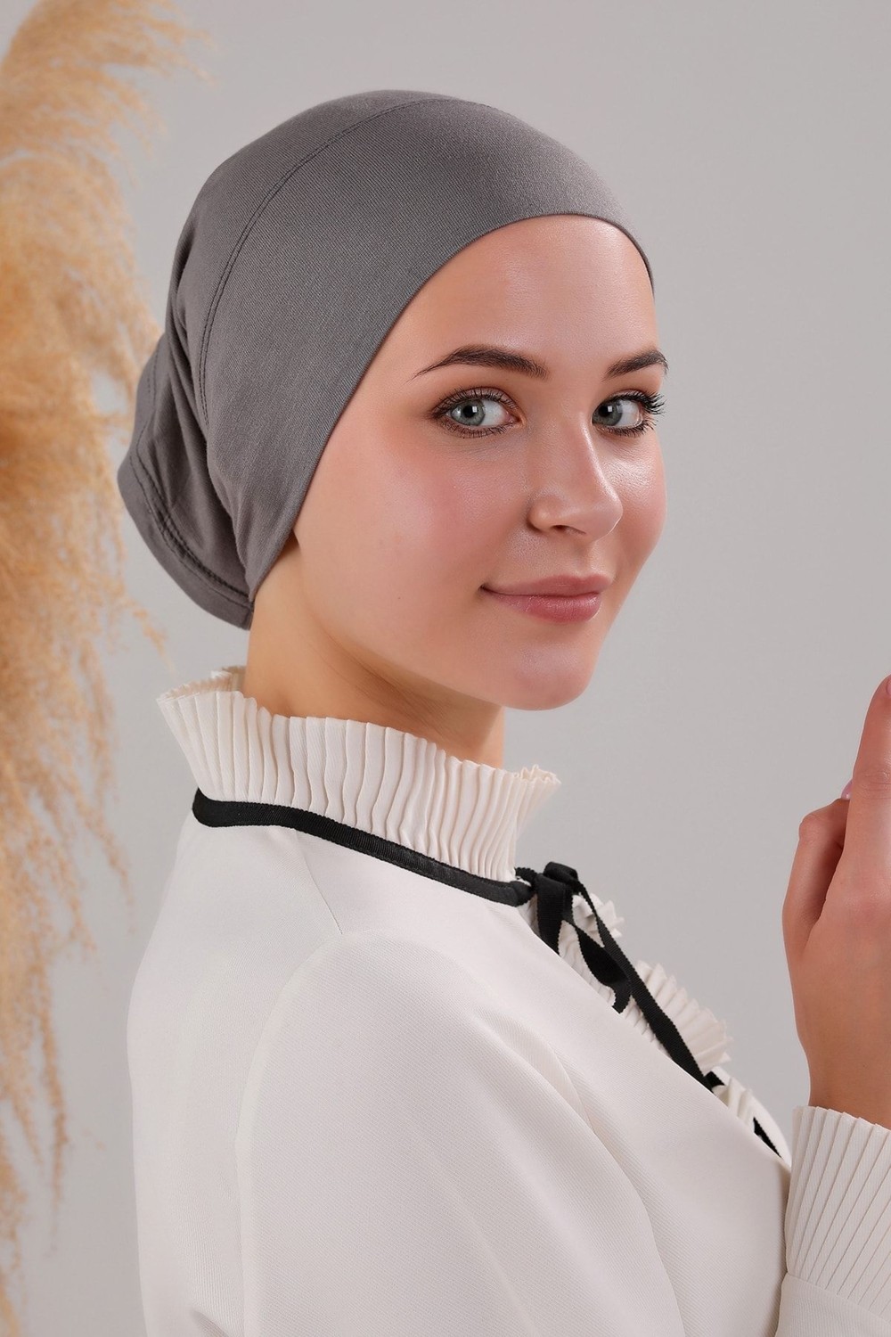 Melodi Scarf Tesettür Hazır Pratik Geçme Boru Bone Lacivert görsel 4