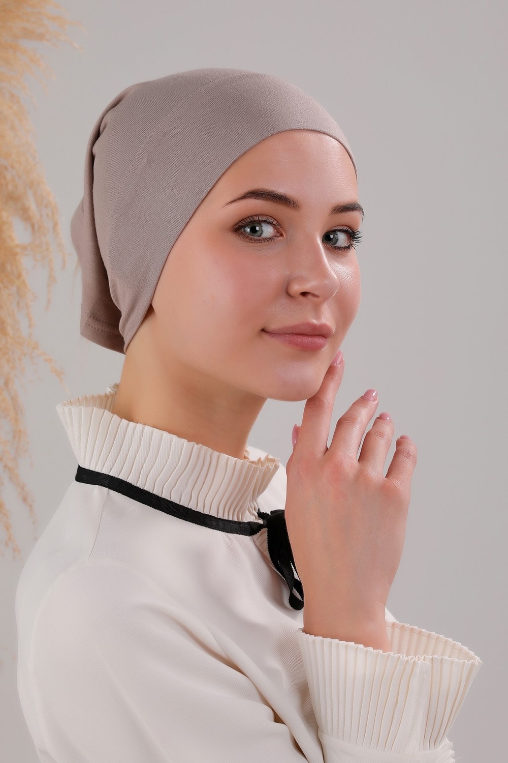 Melodi Scarf Tesettür Hazır Pratik Geçme Boru Bone Lacivert