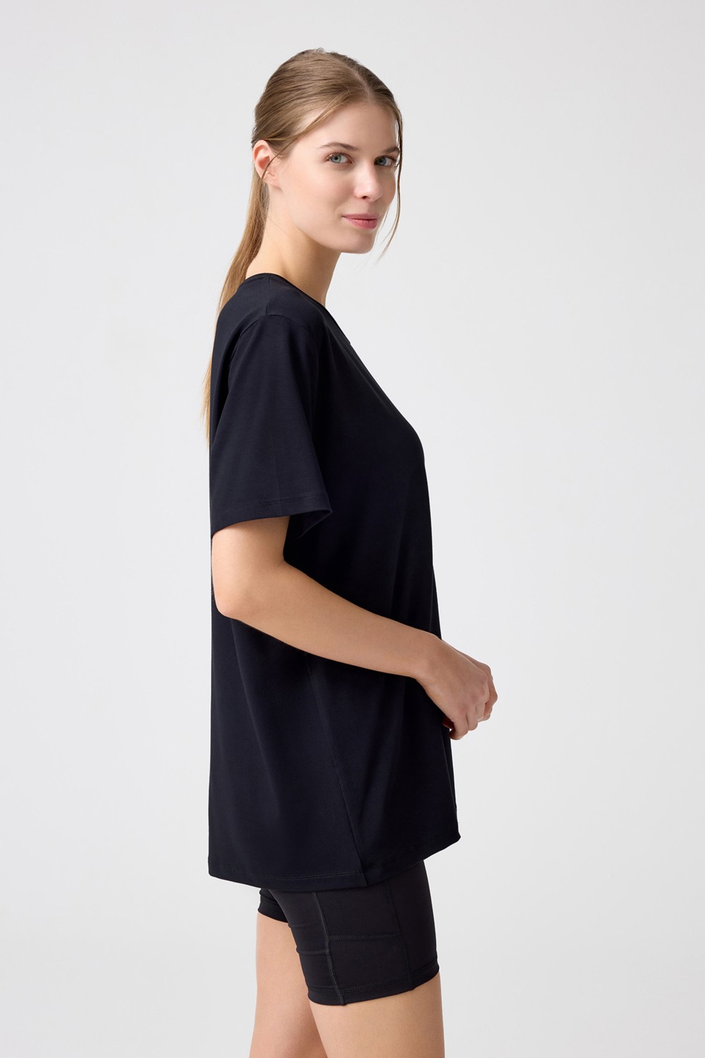 Los Ojos x Melodi Siyah Oversize Geniş Kalıp Tişört Boyfriend T-Shirt görsel 5