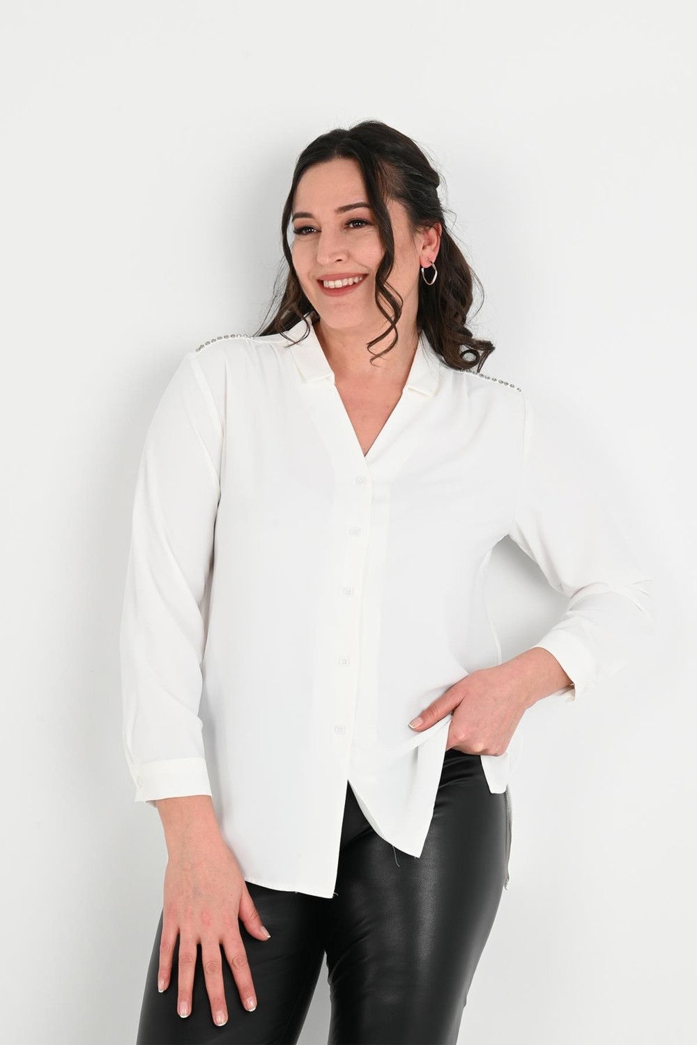 Moda Xlarge Kadın Büyük Beden Omuz Taş Detaylı Gömlek 1687-24 görsel 4
