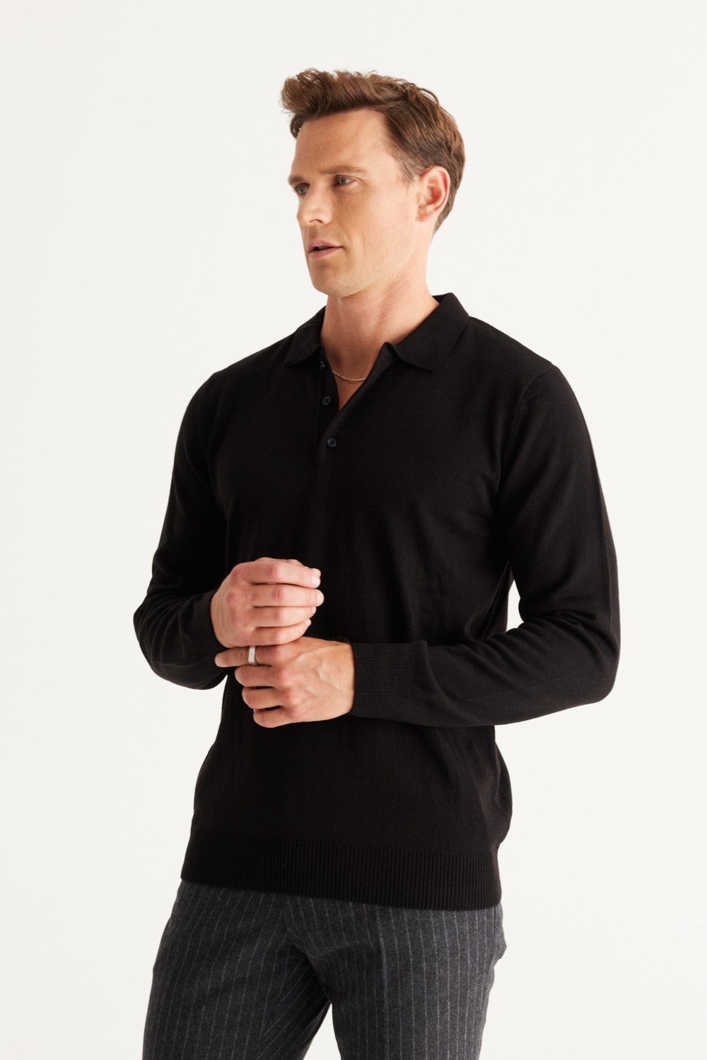 Altınyıldız Classics ALTINYILDIZ CLASSICS Erkek Siyah Tüylenme Yapmayan Anti Pilling Kumaş Standart Fit Normal Kesim Polo Yaka Triko Kazak görsel 4