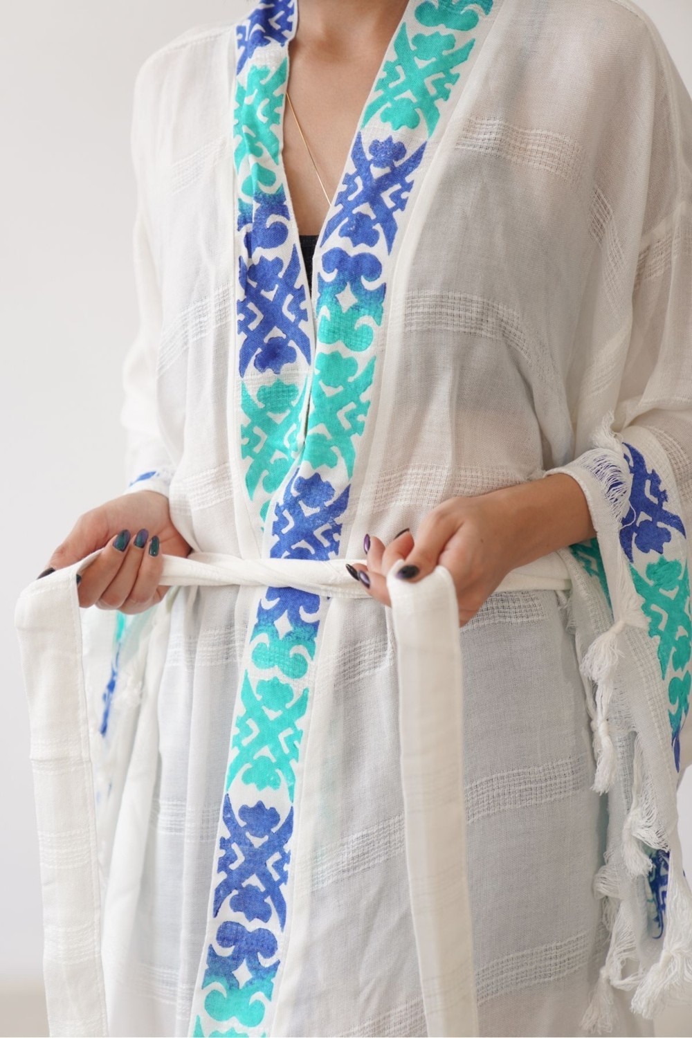 Hiera Made Organik Ağaç Baskı Organik Mavi Kök Boya Zincir Desen Baskılı Uzun Bambu Kimono görsel 5