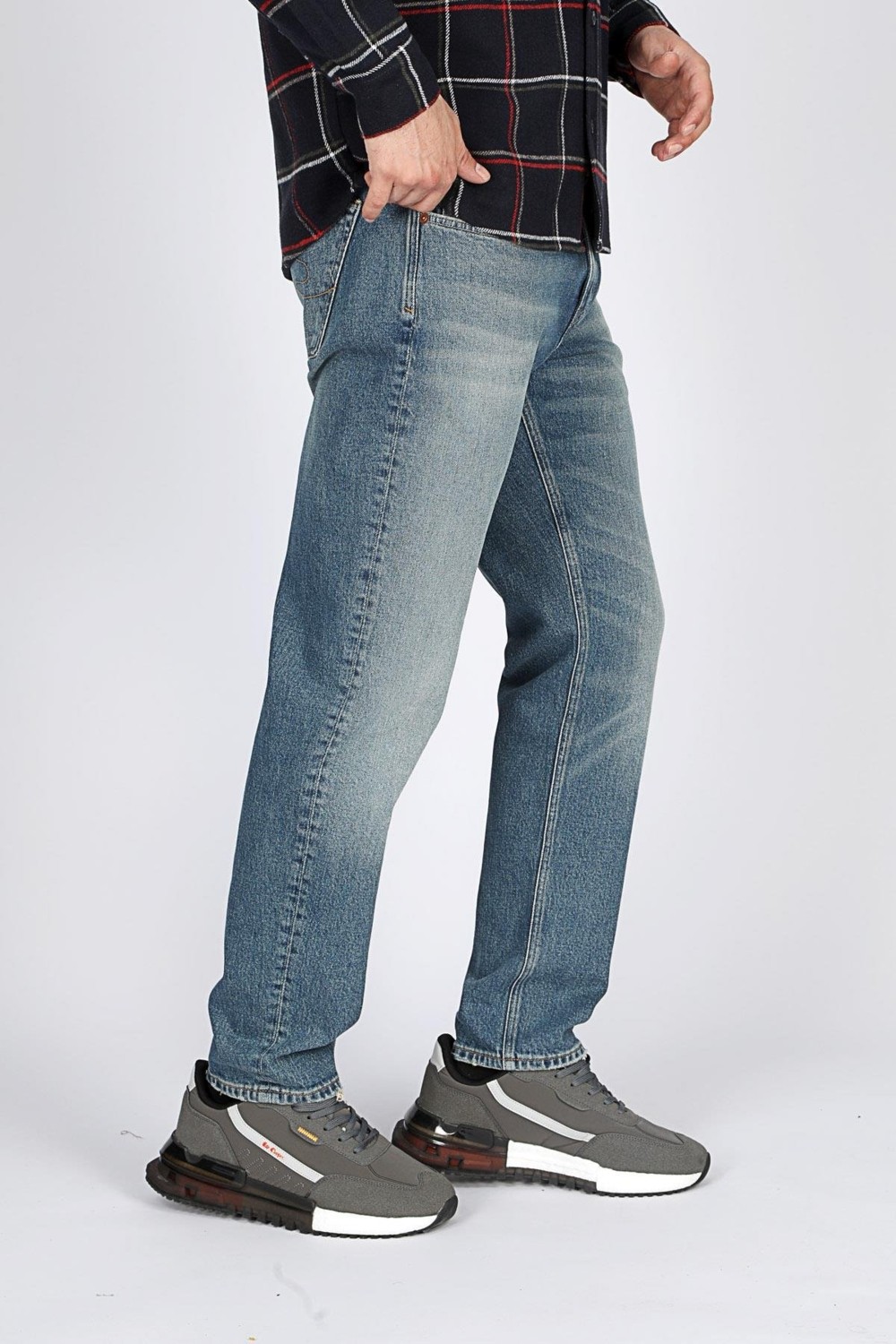 Lee Cooper Oxford Yüksek Bel Rahat Konik Kesim Daralan Paça Mavi Erkek Jean Pantolon görsel 3