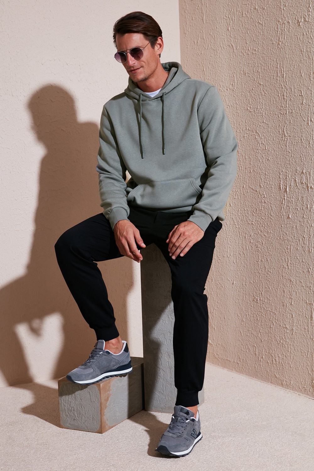 Buratti Slim Fit Kapüşonlu Kanguru Cepli Içi Tüylü Yumuşak Şardonlu Sweat Erkek Sweat 5905281