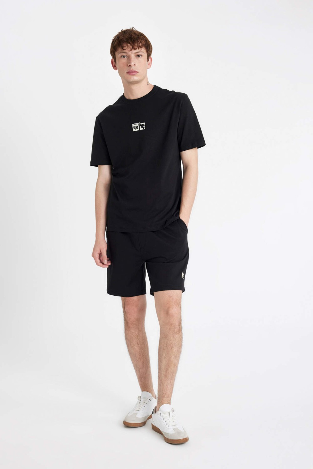 DeFacto Slim Fit Dar Paça Şort A3893AX24HS görsel 2