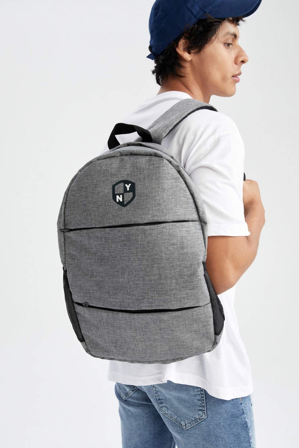 DeFacto Su Geçirmez Unisex Laptop Bölmeli Okul Sırt Çantası Y1369AZNS