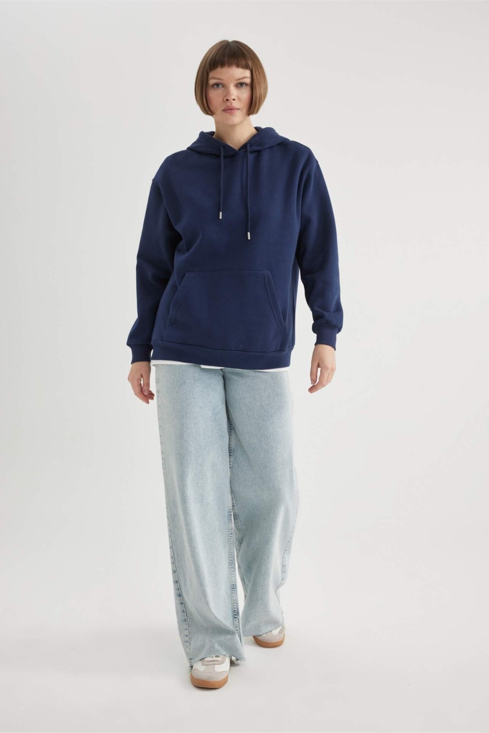 DeFacto Relax Fit Kapüşonlu Kalın Sweatshirt W1240AZ23WN görsel 2