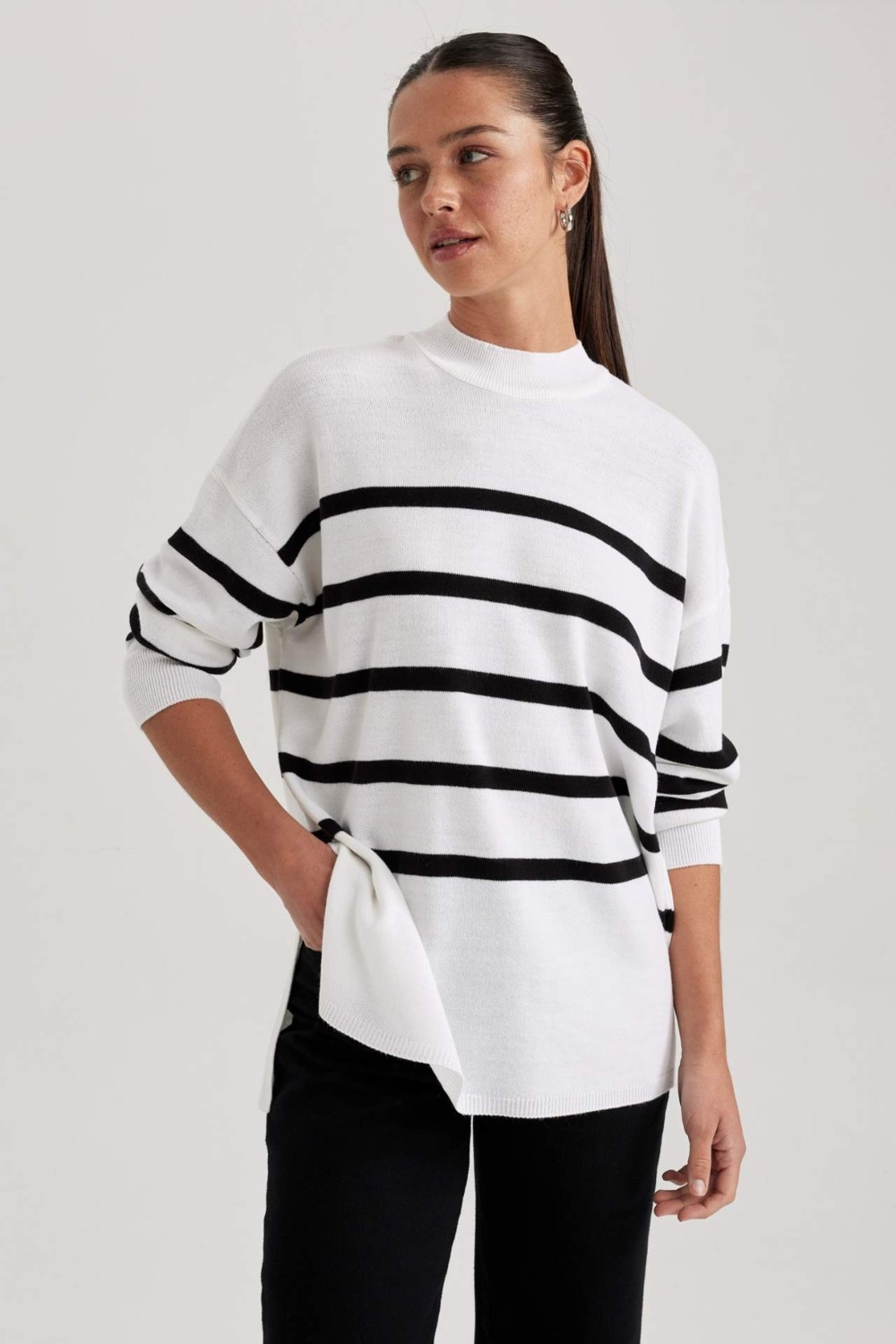 DeFacto Relax Fit Bisiklet Yaka Tunik S7517AZ23WN görsel 8