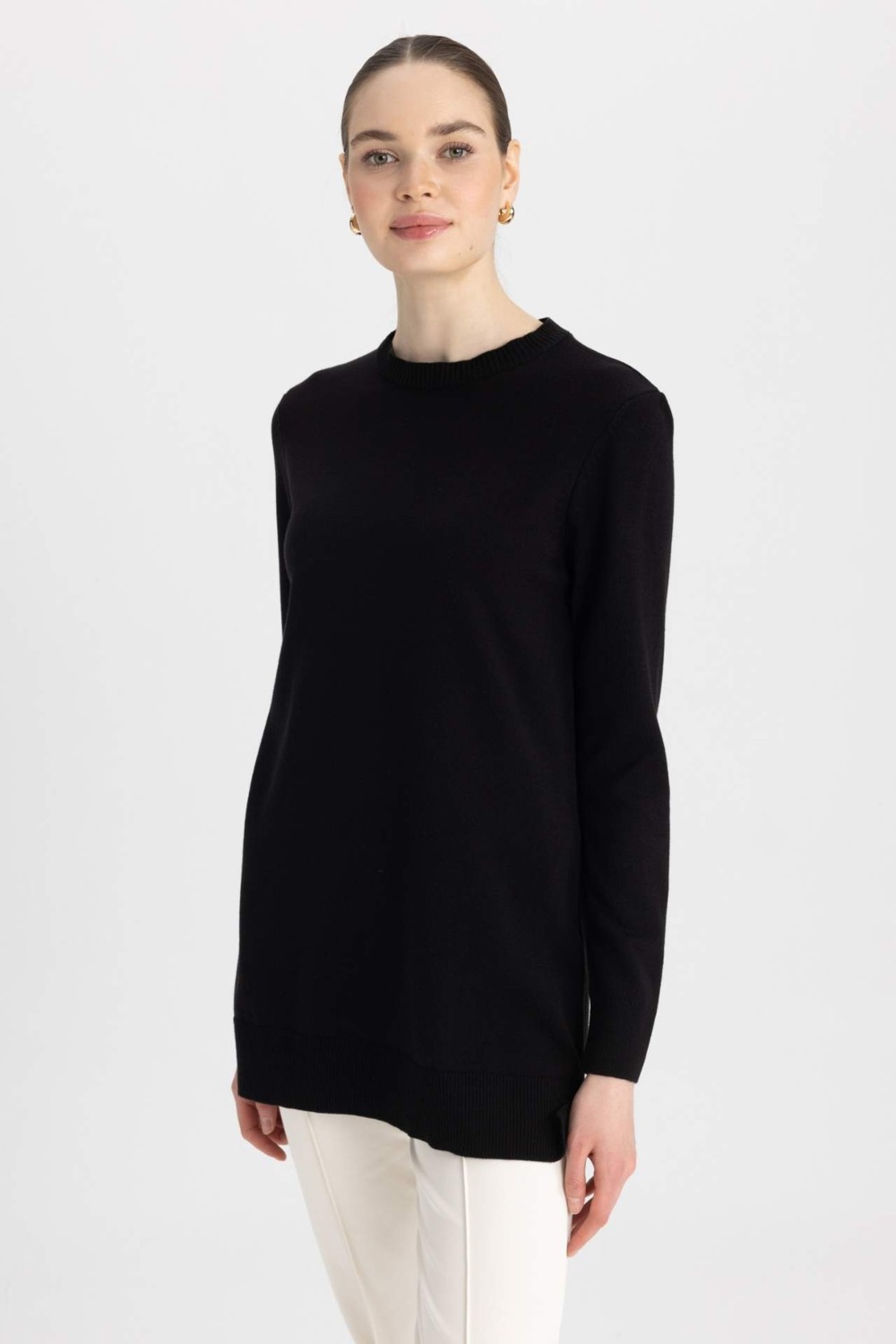 DeFacto Regular Fit Bisiklet Yaka Yırtmaçlı Basic Düz Triko Kazak Tunik H3431AZ23WN görsel 3