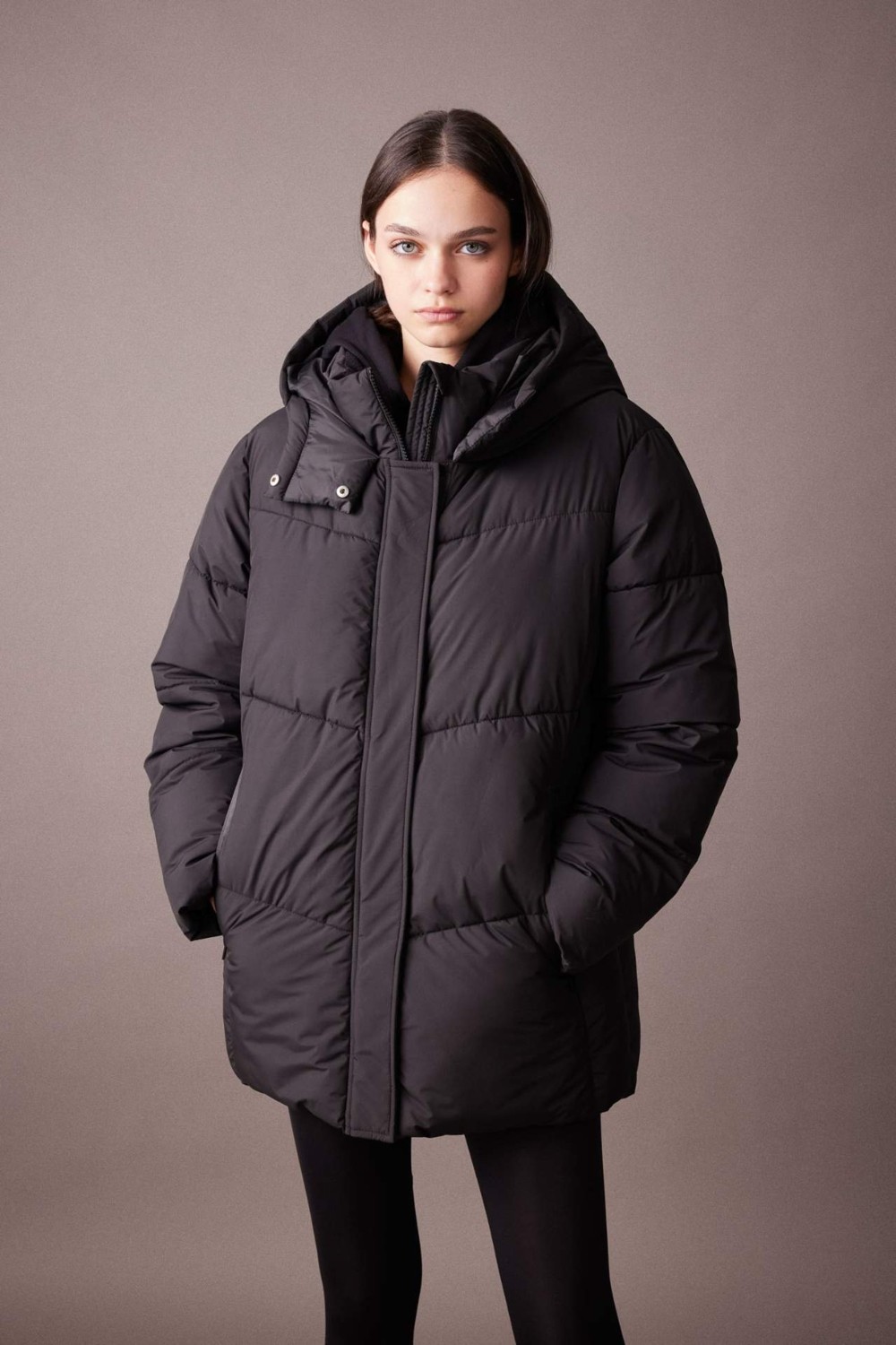 DeFacto Fit Kadın Kapüşonlu Polar Astarlı Puffer Şişme Su Geçirmez Mont Siyah-BK81 2XL Uzun Kol A1553AX23WN