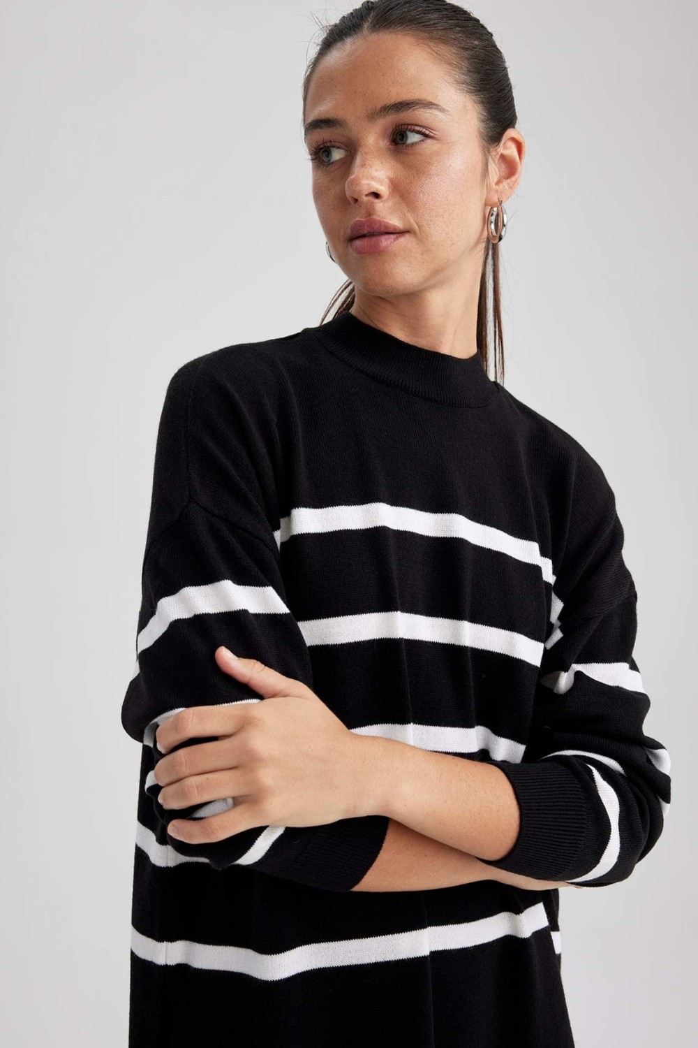 DeFacto Relax Fit Bisiklet Yaka Tunik S7517AZ23WN görsel 3