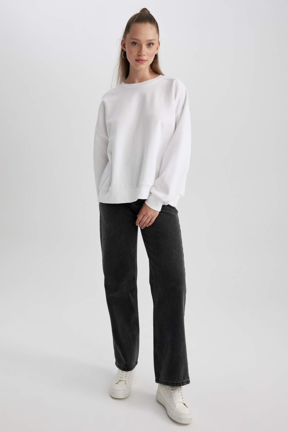 DeFacto Coool Oversize Fit Bisiklet Yaka Kalın Sweatshirt A4177AX23WN görsel 2