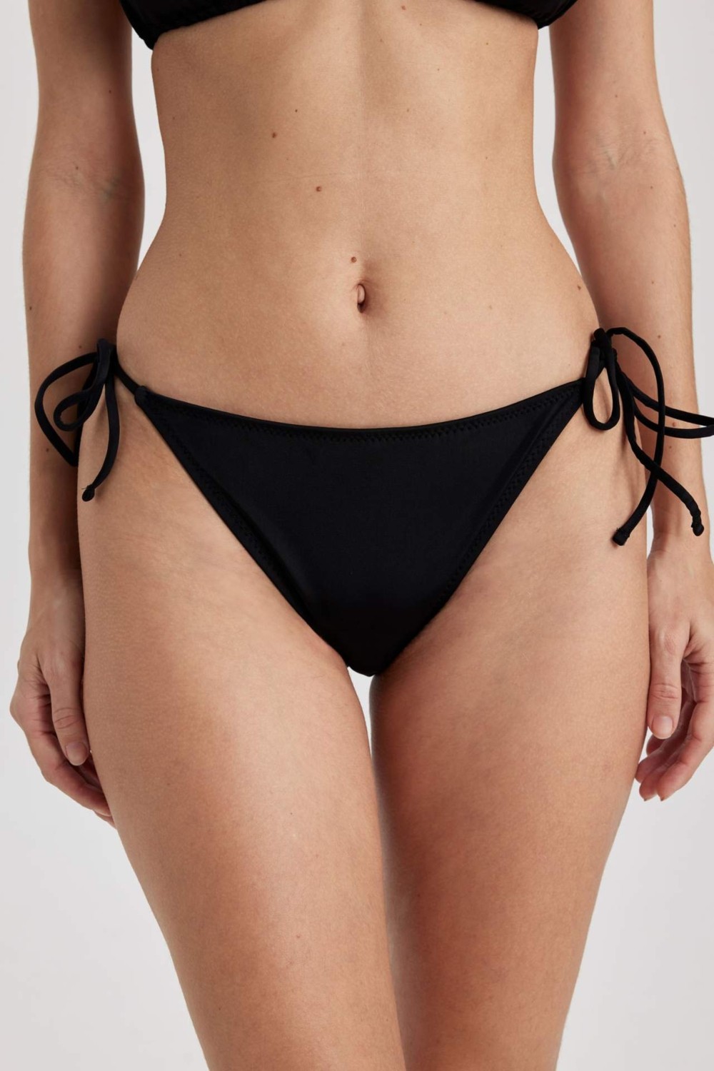 DeFacto Bağcıklı Bikini Altı-Fall in Love T3670AZ24SM görsel 4