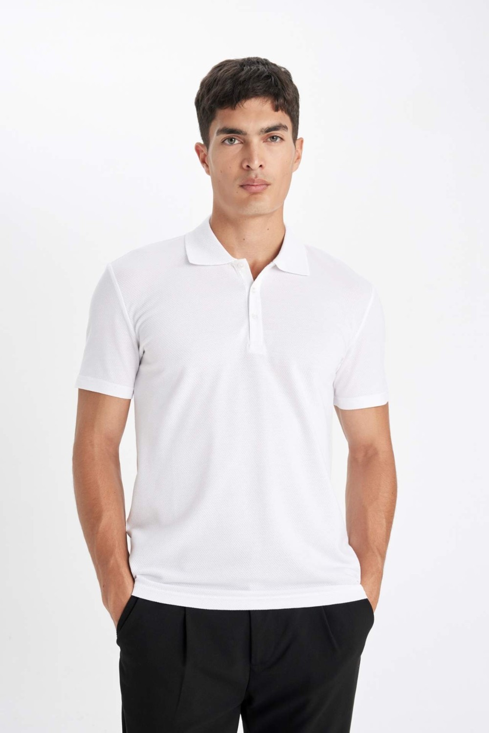 DeFacto Slim Fit Polo Yaka Kısa Kollu Pamuklu Modal Karışımlı Basic Tişört M6609AZ24SP görsel 3